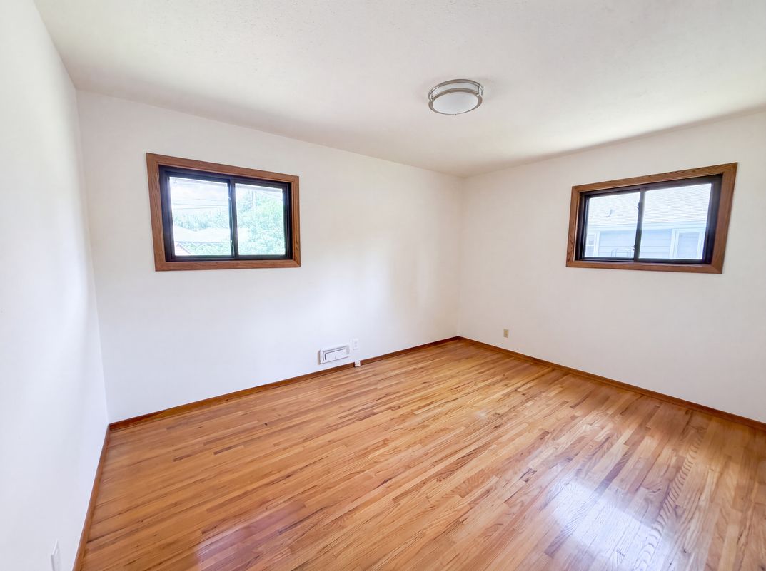 Photo 12 of 23 of 11353 N Heights Dr NW, Coon Rapids, MN