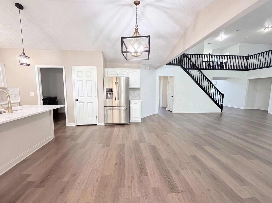 Photo 17 of 43 of 9212 Cedar Gate Dr, Loveland, OH