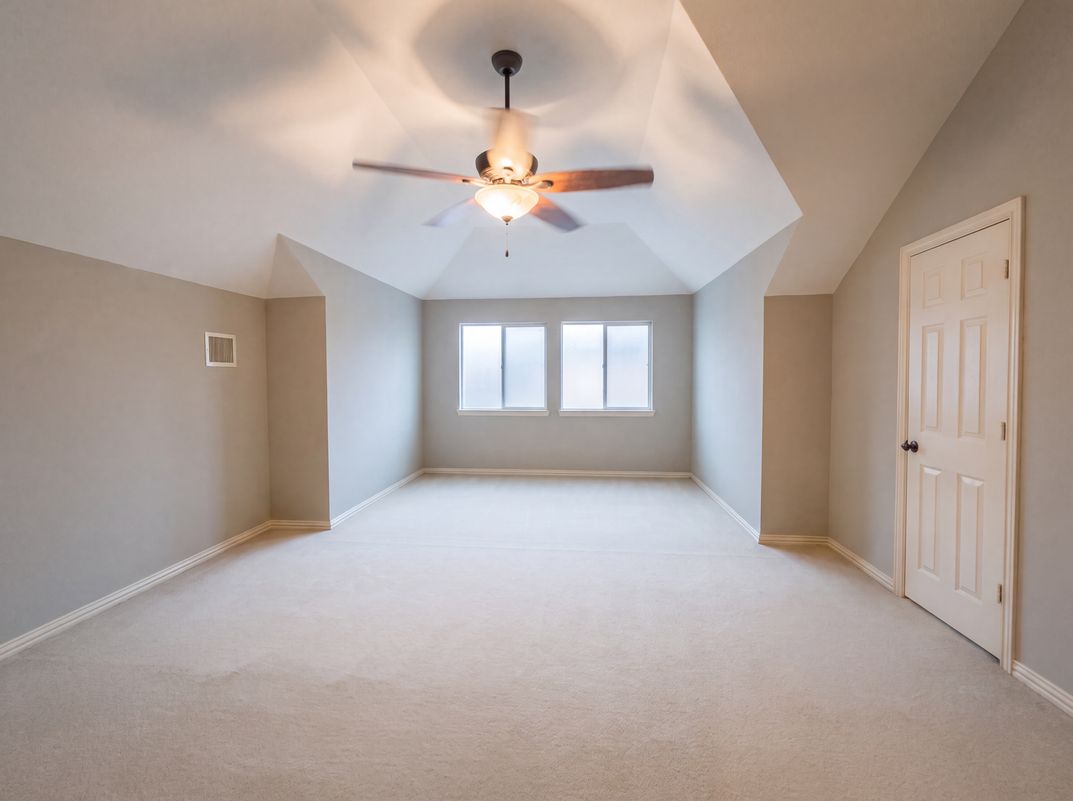 Photo 4 of 20 of 2601 Whispering Trl, Little Elm, TX