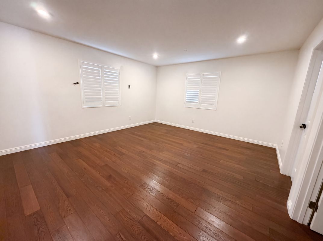 Photo 15 of 22 of 1138 S St Andrews Pl, Los Angeles, CA