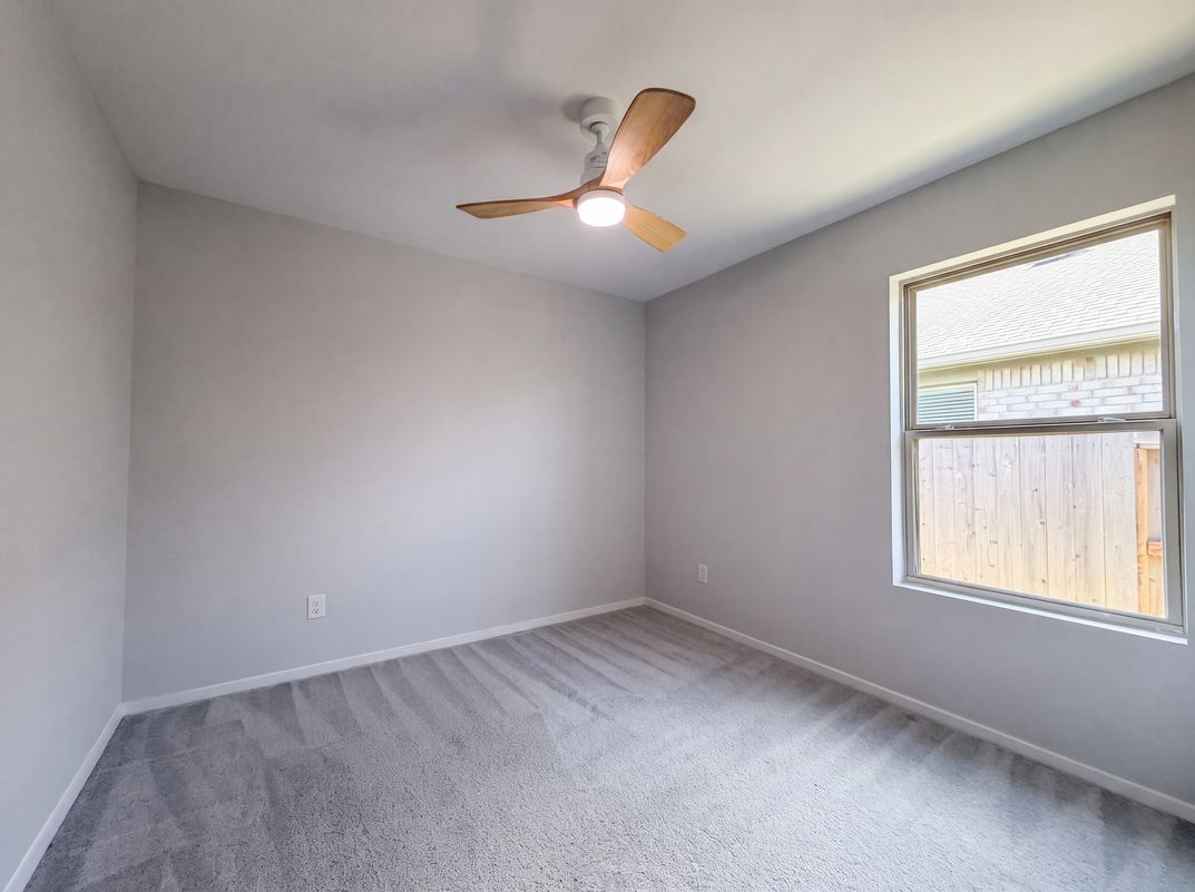 Photo 9 of 17 of 5118 Sunvalley Bend Dr, Katy, TX