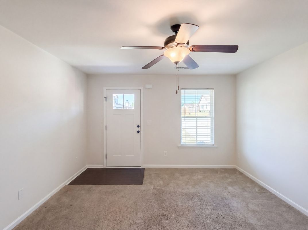 Photo 3 of 25 of 271 Stane Brook Ct, Jackson, GA