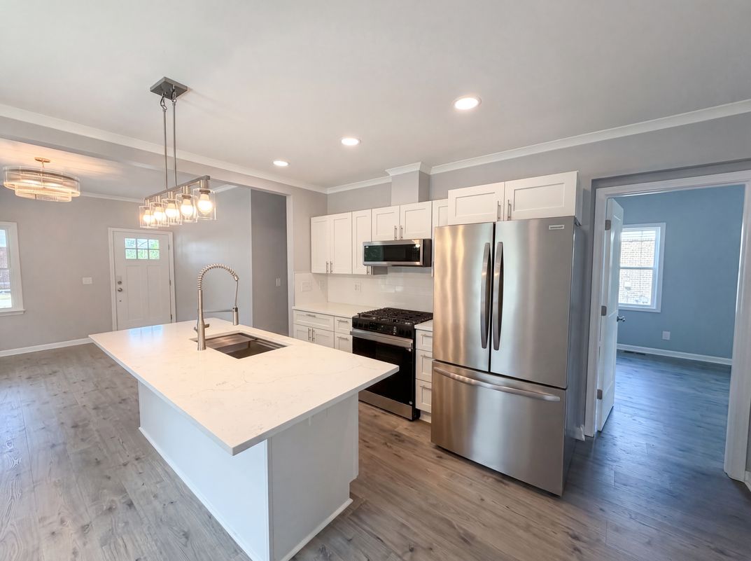 Photo 13 of 16 of 1501 S Roxboro St, Durham, NC