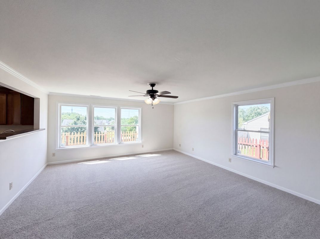 Photo 3 of 18 of 185 Boiling Brook Dr, Statesville, NC