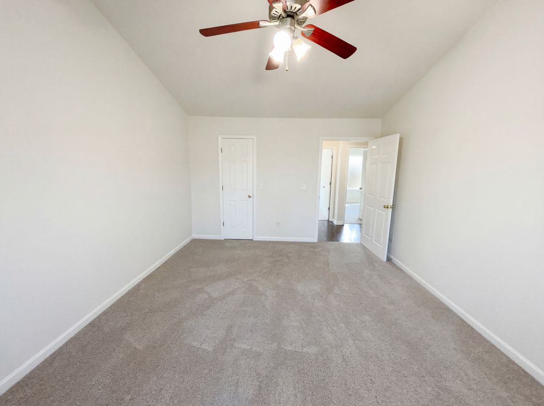 Photo 4 of 28 of 50 Cranbrook Ct, Covington, GA