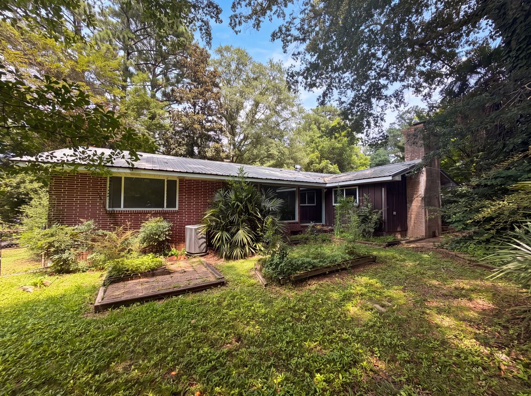 Photo 5 of 19 of 127 Walker Ave, Bessemer, AL