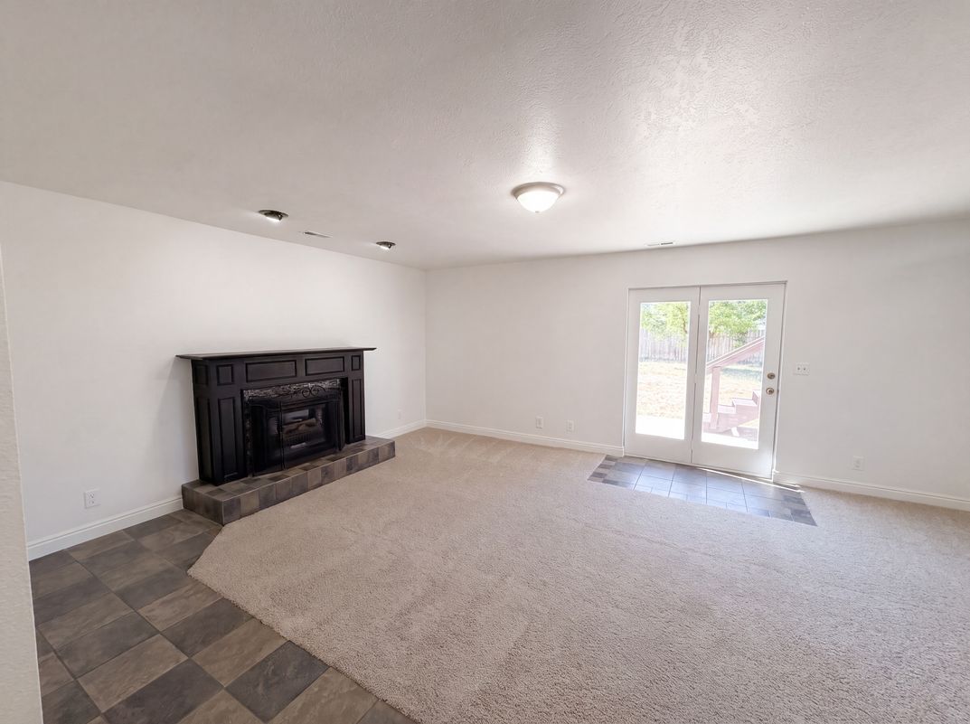 Photo 8 of 24 of 532 W 860 S, Tremonton, UT