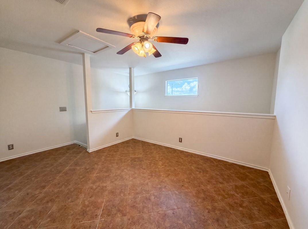 Photo 18 of 22 of 5810 Vasey Blvd, Austin, TX