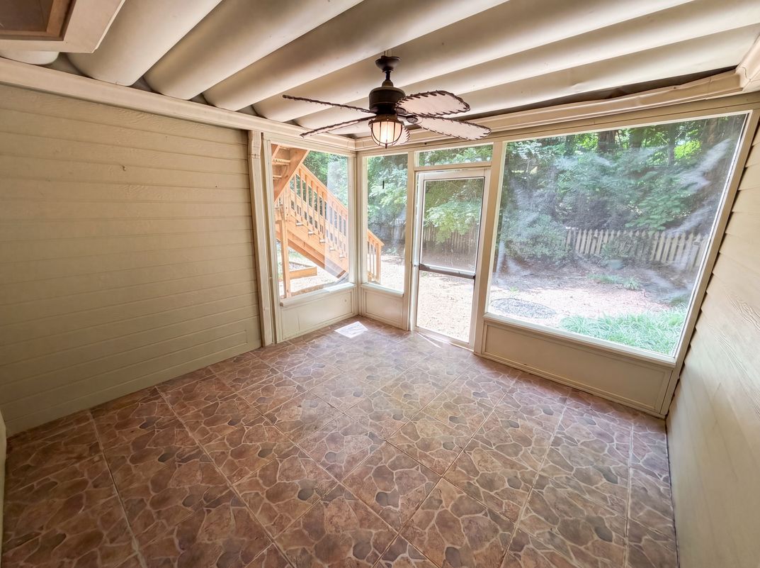 Photo 12 of 17 of 2623 Wellington Dr, Marietta, GA