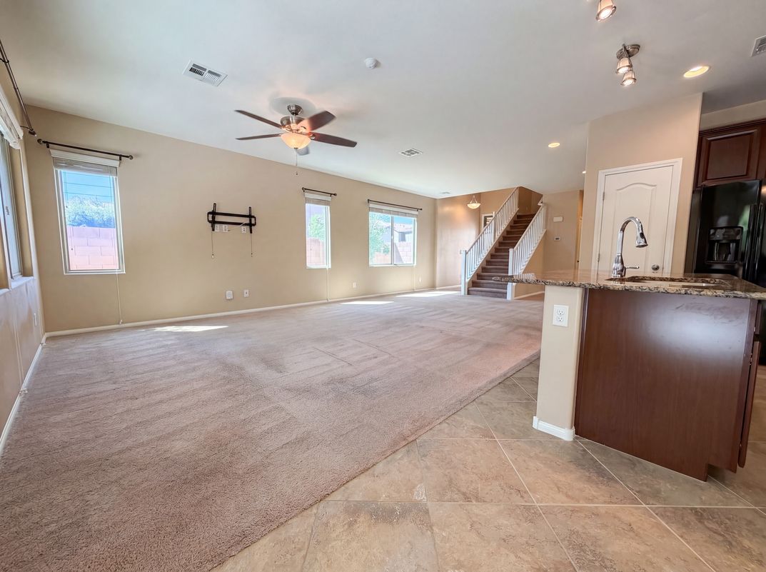 Property photo 3 of 7698 Falmoth Bay Ct