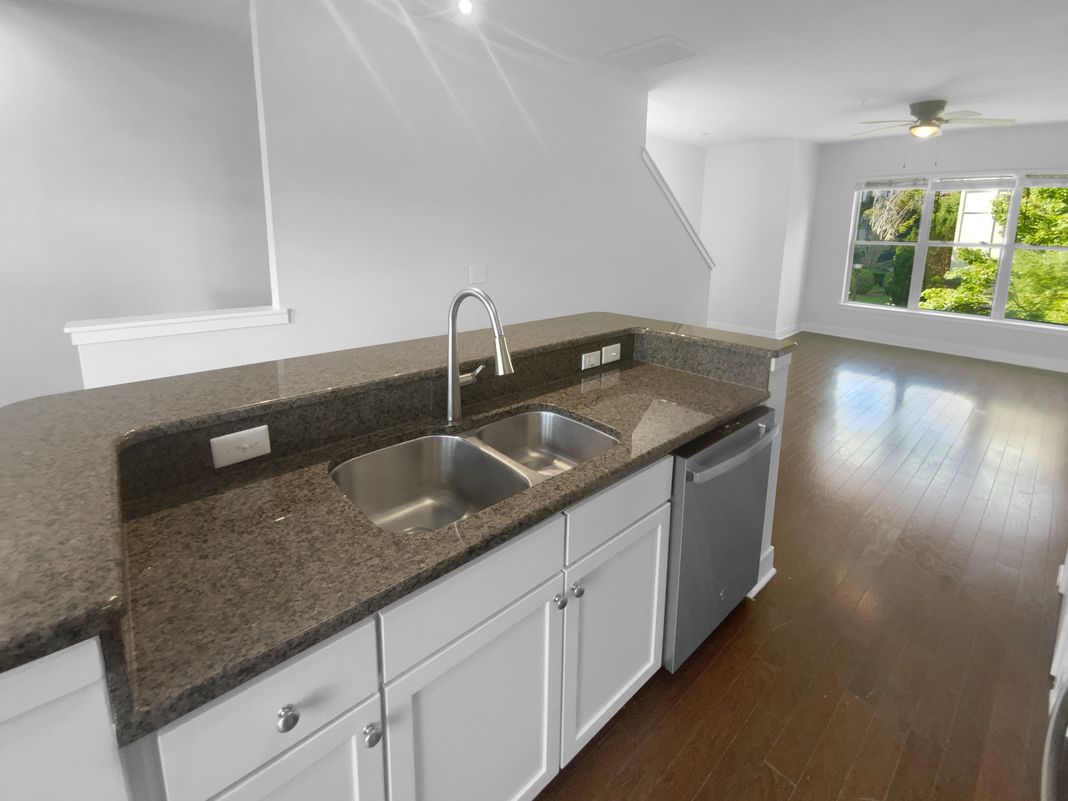 Photo 12 of 21 of 1031 Skyline View Way, Charlotte, NC