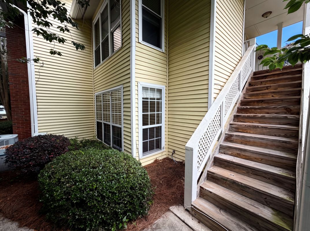 Photo 16 of 18 of 6818 Glenridge Dr, Atlanta, GA