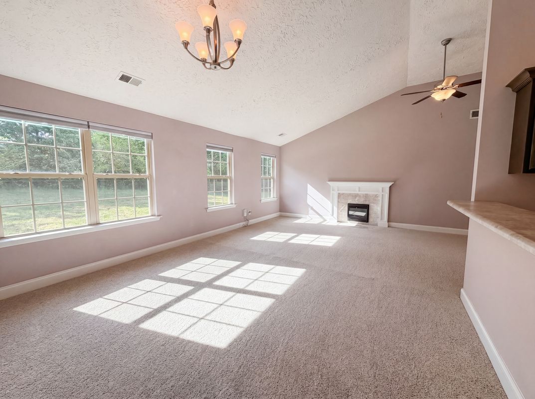 Photo 3 of 22 of 447 Golf Club Ln, Springfield, TN