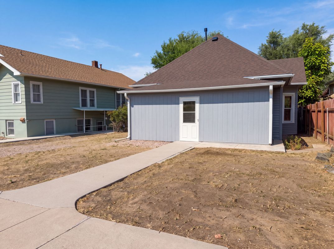 Photo 6 of 31 of 1618 7th Ave, Greeley, CO