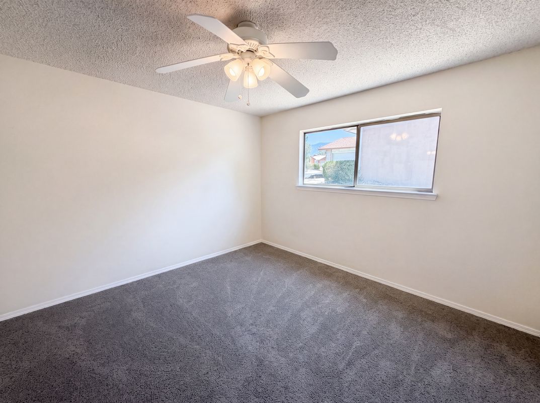 Photo 11 of 22 of 6908 Welton Dr NE, Albuquerque, NM