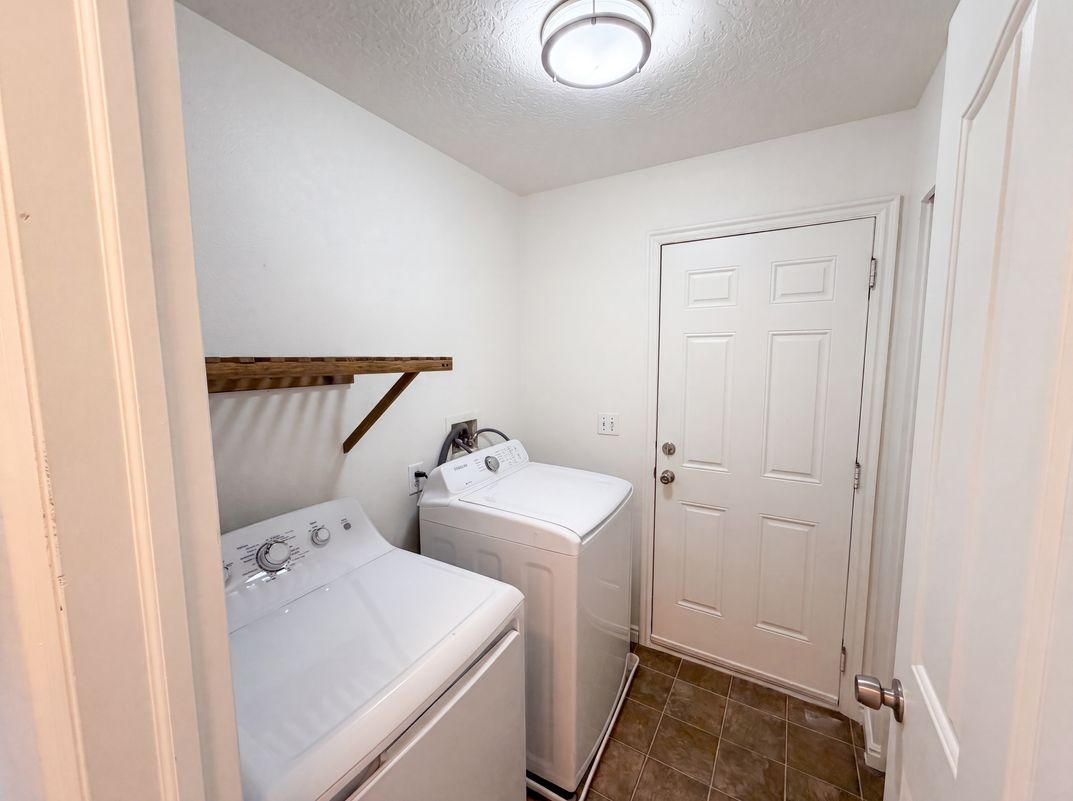 Photo 12 of 20 of 6943 W Bamburgh Way, West Valley City, UT