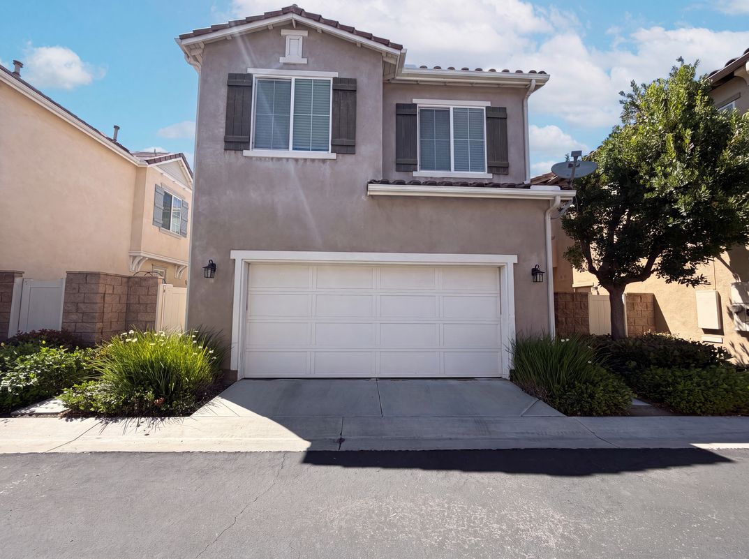 Photo 5 of 33 of 31891 Domenoe Way, Temecula, CA