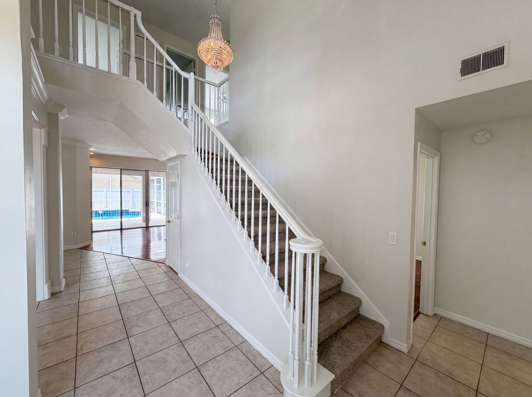 Photo 18 of 43 of 2270 Blossomwood Dr, Oviedo, FL