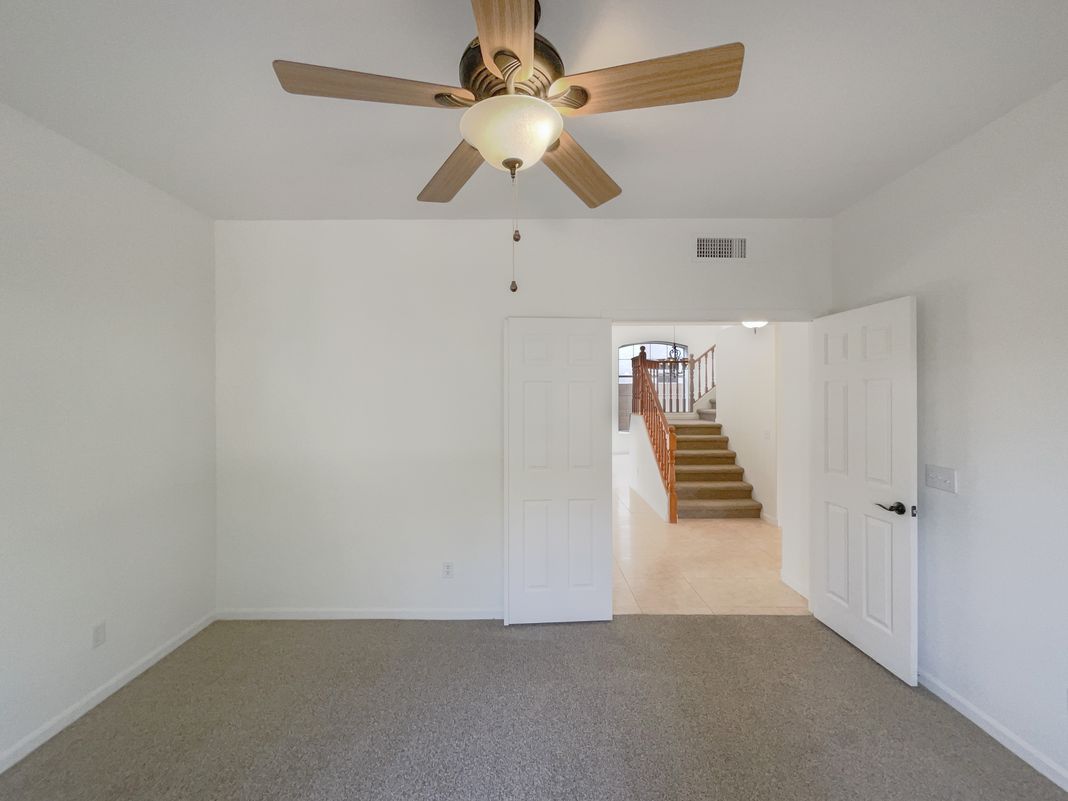 Photo 9 of 23 of 1616 E Glenhaven Dr, Phoenix, AZ