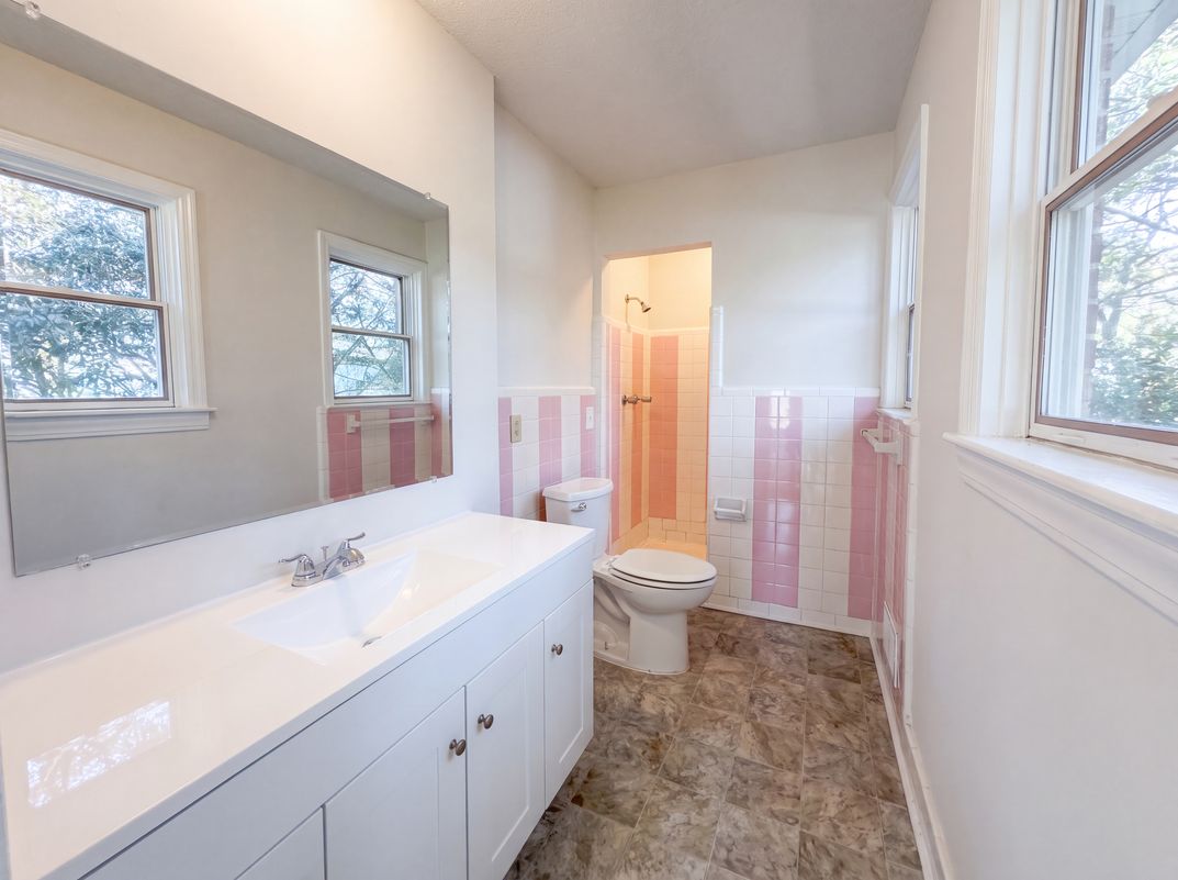 Photo 12 of 18 of 1810 Pennfield Dr, Columbia, SC