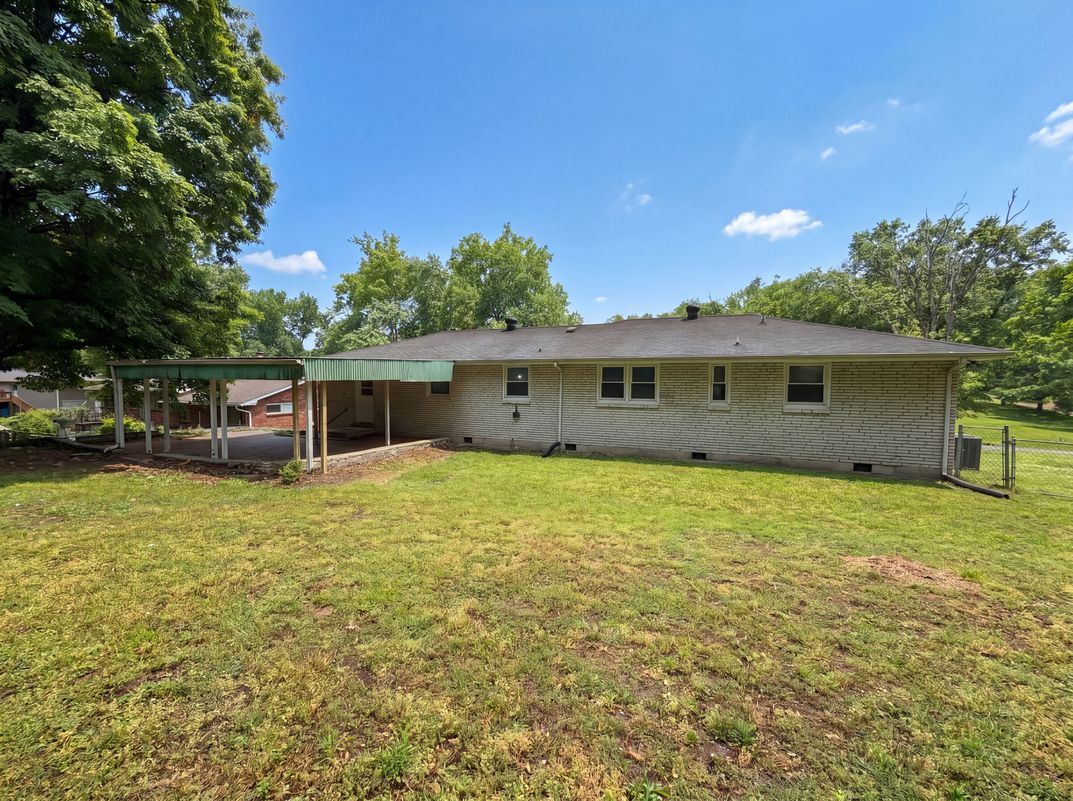 Photo 15 of 18 of 724 Woodmere Dr, Nashville, TN