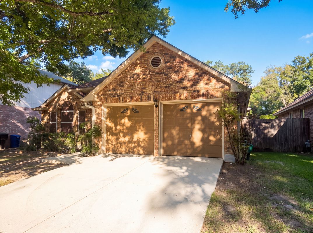 Photo 9 of 13 of 3840 Habersham, Schertz, TX