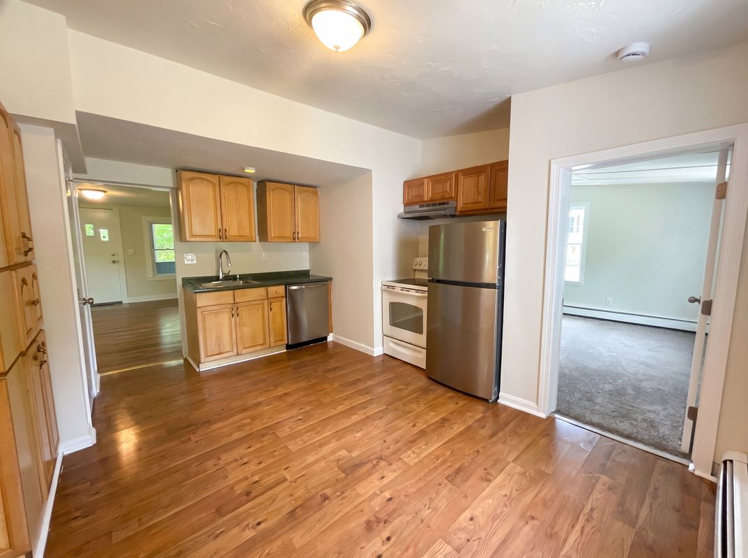 Photo 2 of 22 of 361 Tremont St, Taunton, MA