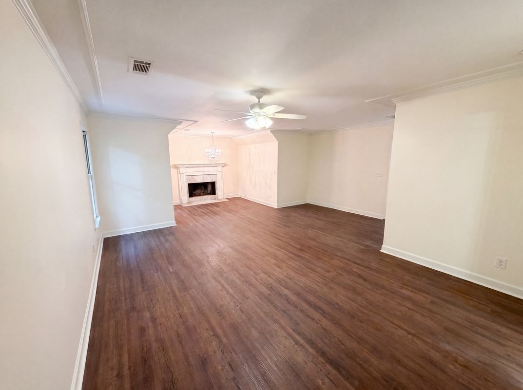 Photo 18 of 28 of 644 Laurel Wood Dr SW, Marietta, GA