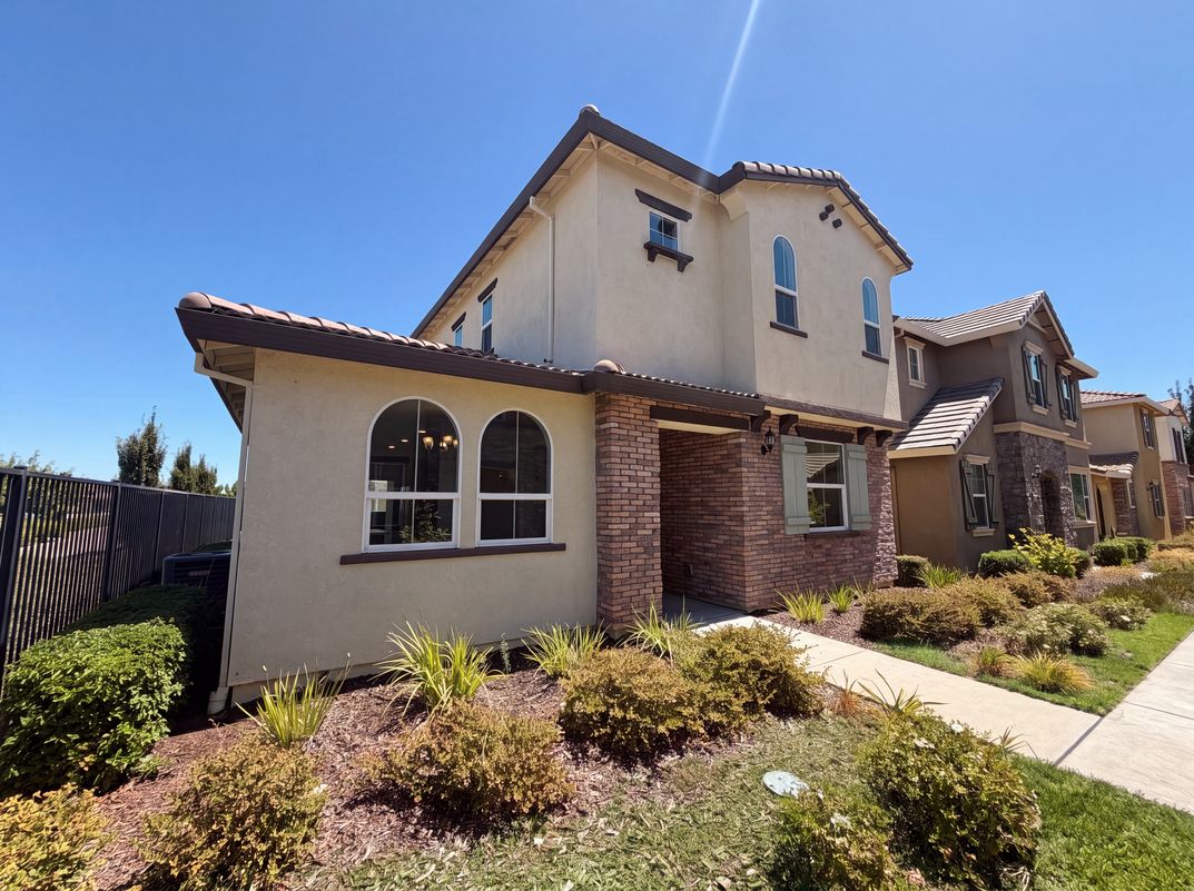 Photo 22 of 30 of 10801 Portico Cir, Rancho Cordova, CA