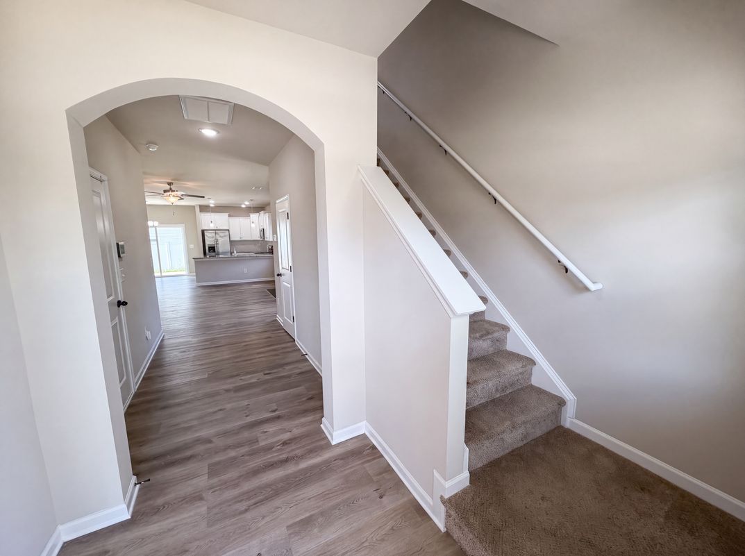 Photo 6 of 25 of 4104 Stoneygreen Ln, Charlotte, NC