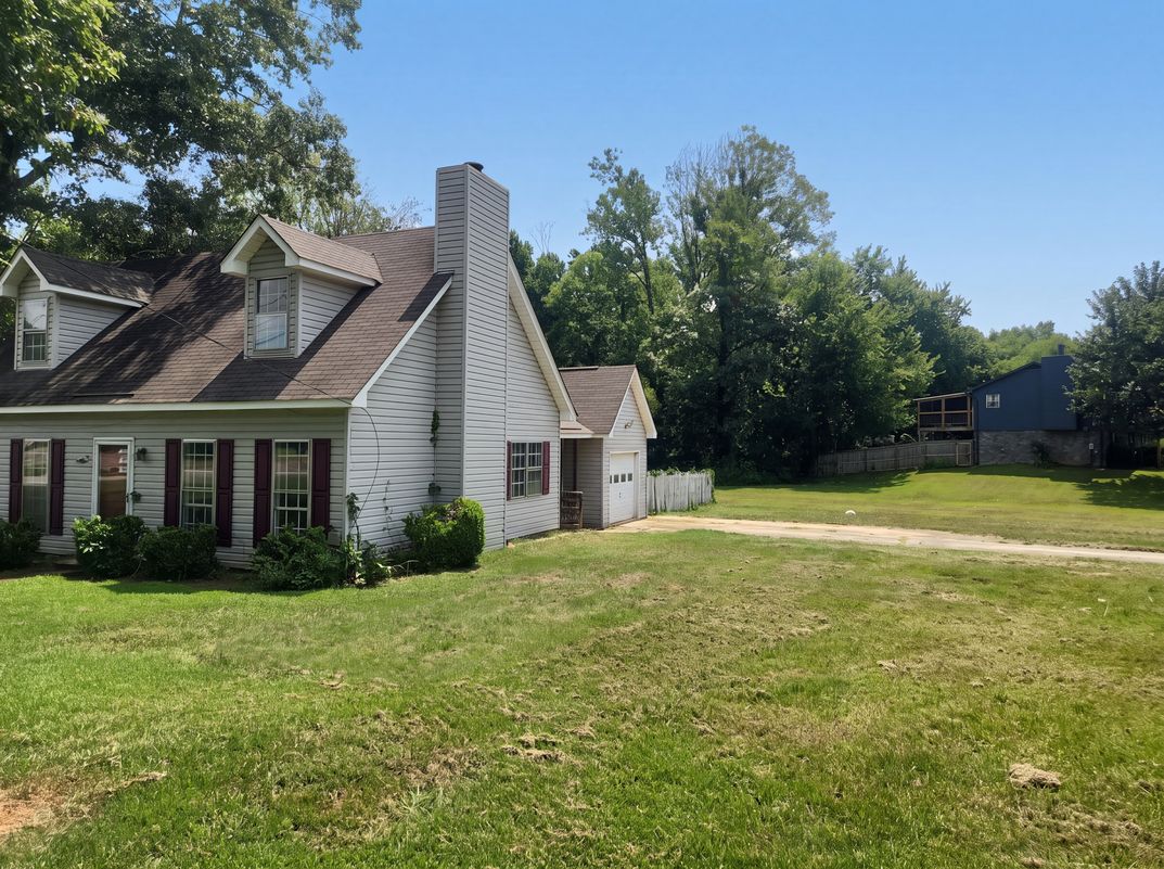 Photo 55 of 58 of 4334 Morningside Dr, Helena, AL