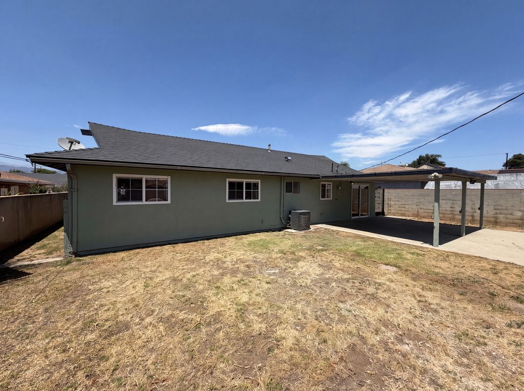 Photo 5 of 30 of 21312 E Greenhaven St, Covina, CA