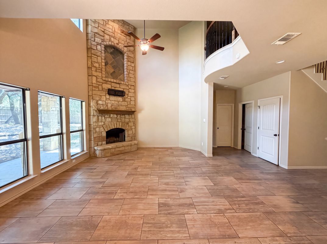 Photo 7 of 20 of 1305 Rocky Ridge Trl, Harker Heights, TX