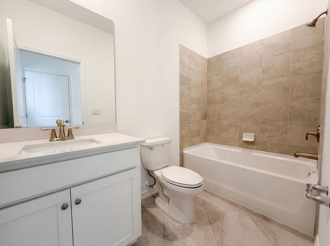 Photo 13 of 34 of 3818 NW 46th St, Cape Coral, FL