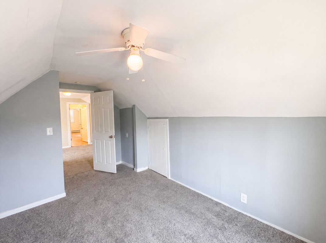 Photo 18 of 32 of 608 Howland Ave, Toledo, OH