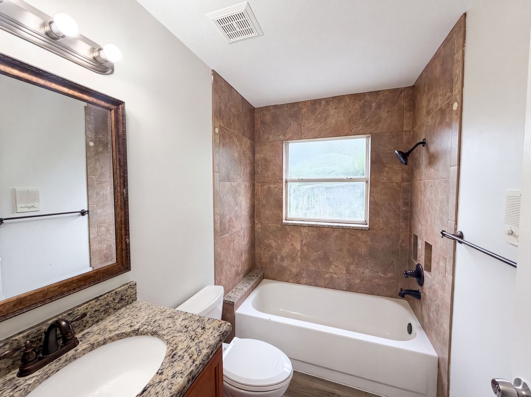 Photo 15 of 19 of 5217 Ponce De Leon Blvd, Sebring, FL