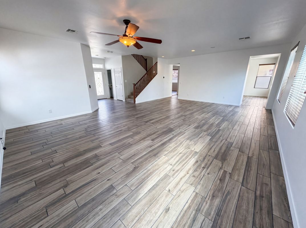 Photo 15 of 49 of 5509 W Rowel Rd, Phoenix, AZ