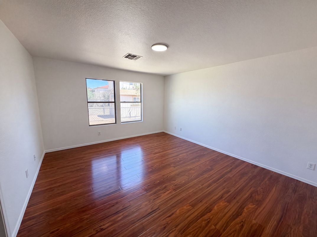 Photo 11 of 20 of 5596 W Cortaro Crossing Dr, Tucson, AZ