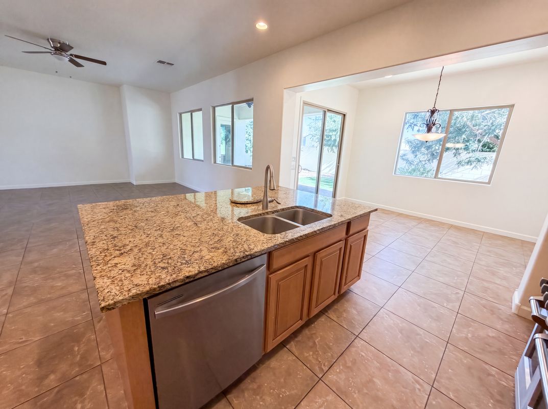 Photo 26 of 40 of 701 E Charlevoix Ave, Gilbert, AZ