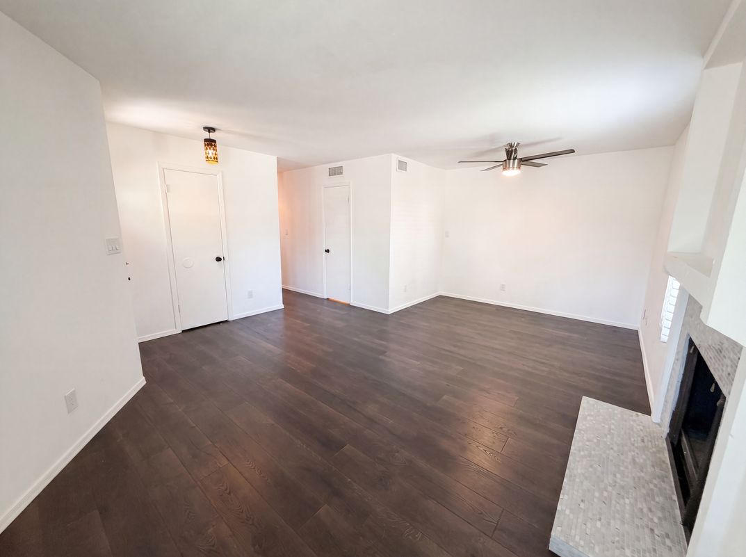 Photo 3 of 22 of 2040 S Longmore, Mesa, AZ