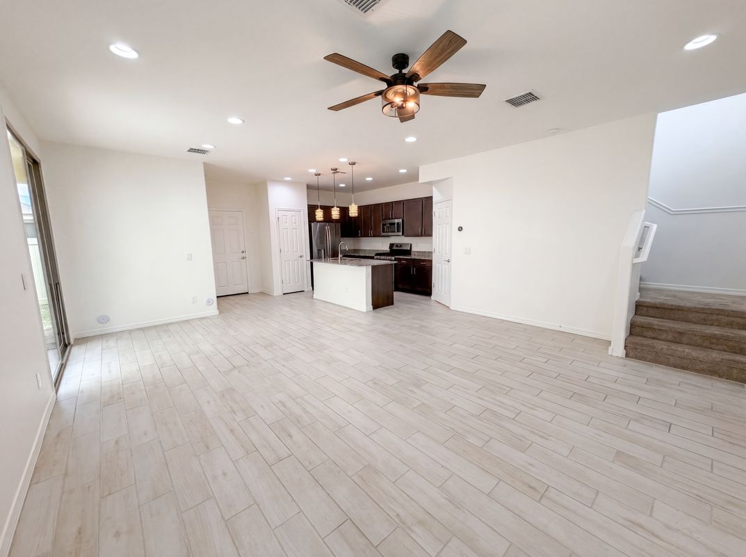 Photo 3 of 26 of 5728 W Raymond St, Phoenix, AZ
