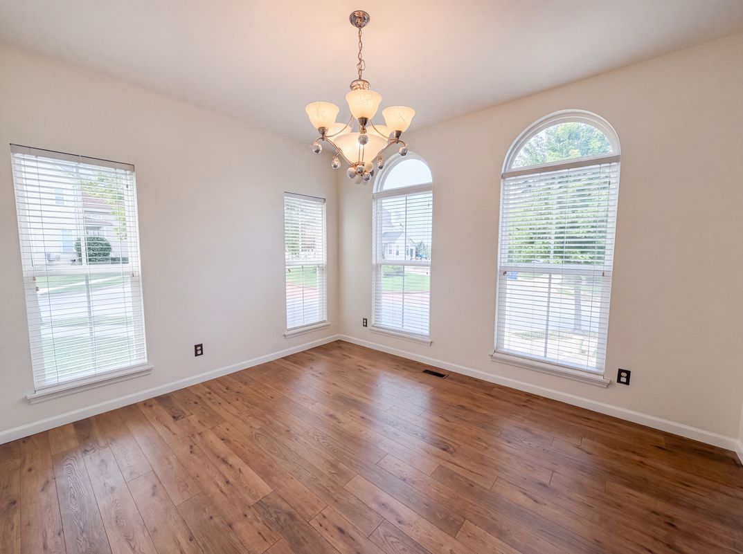 Photo 7 of 25 of 2556 Viola Gill Ln, Wildwood, MO