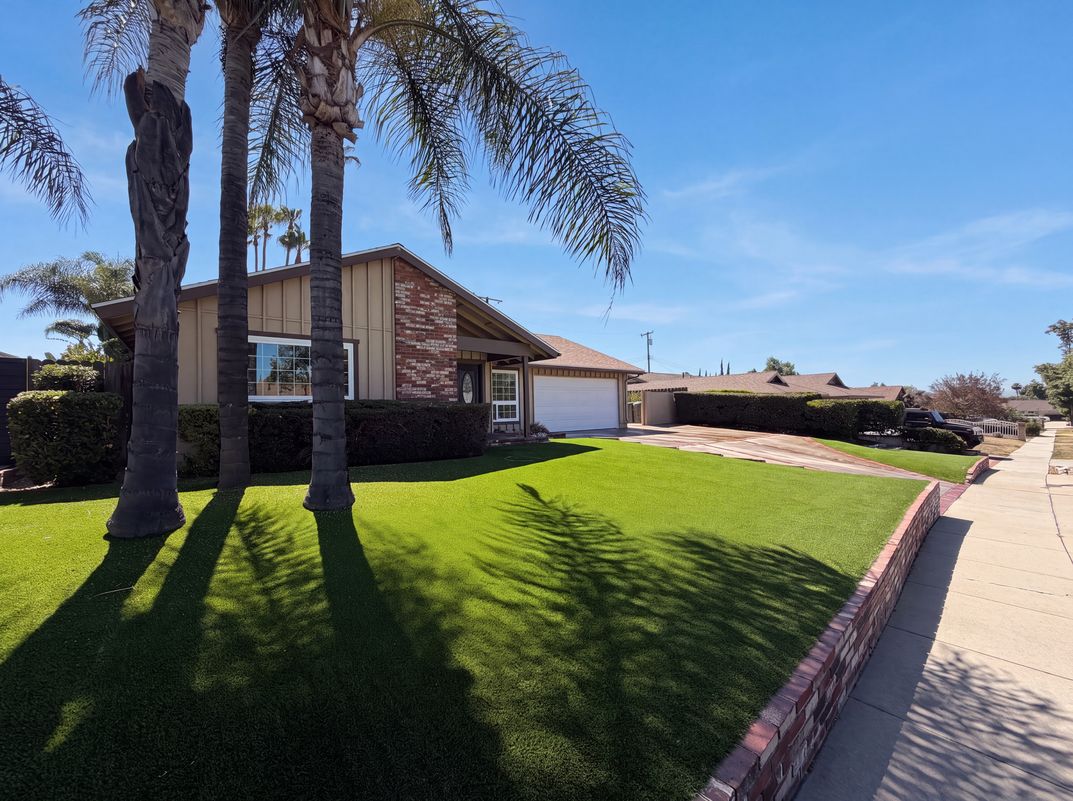 Photo 24 of 26 of 648 Brentwood Ave, Upland, CA