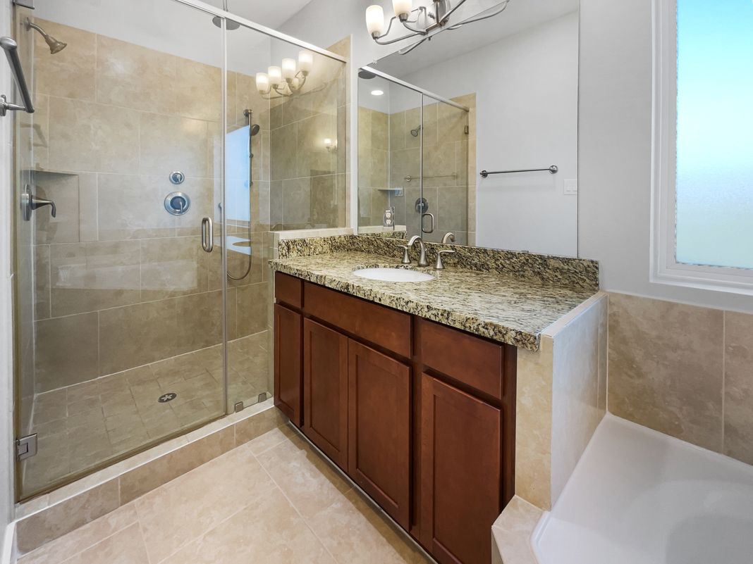 Photo 13 of 19 of 6625 Letein St, Houston, TX