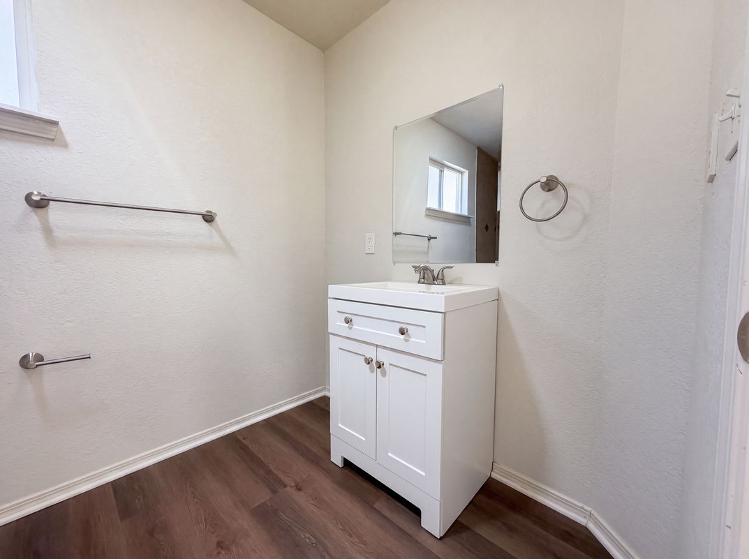 Photo 15 of 27 of 6113 Shepherd Dr, San Bernardino, CA