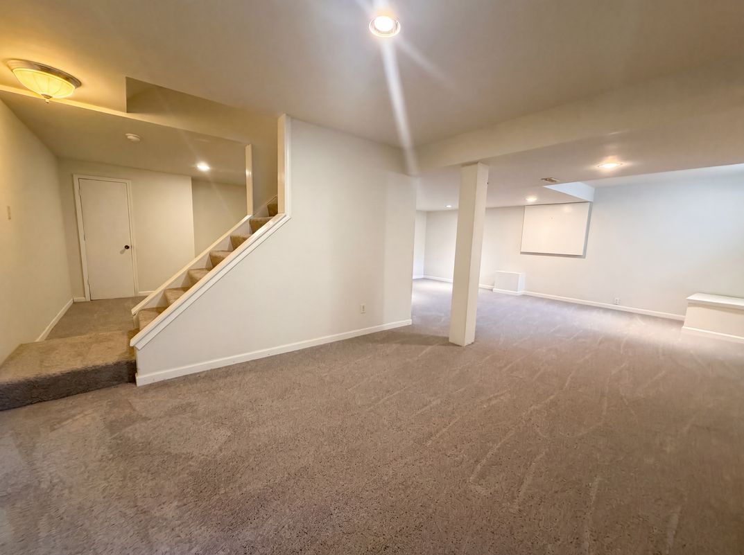 Photo 33 of 44 of 7966 Lazelle Woods Dr, Westerville, OH