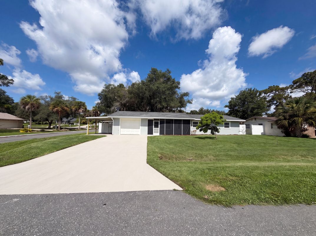 Property photo 1 of 1823 Lori Ln W