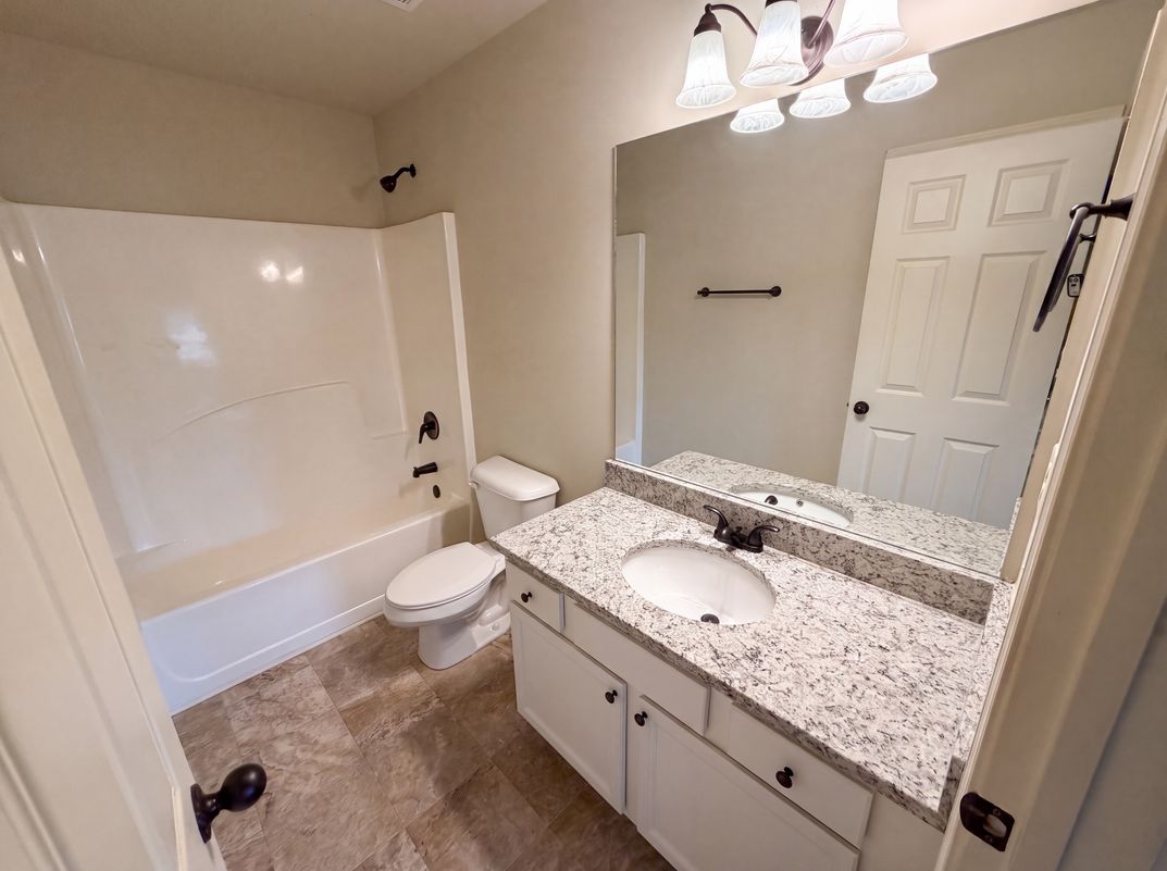 Photo 32 of 45 of 1036 Glenwyck Dr, Braselton, GA