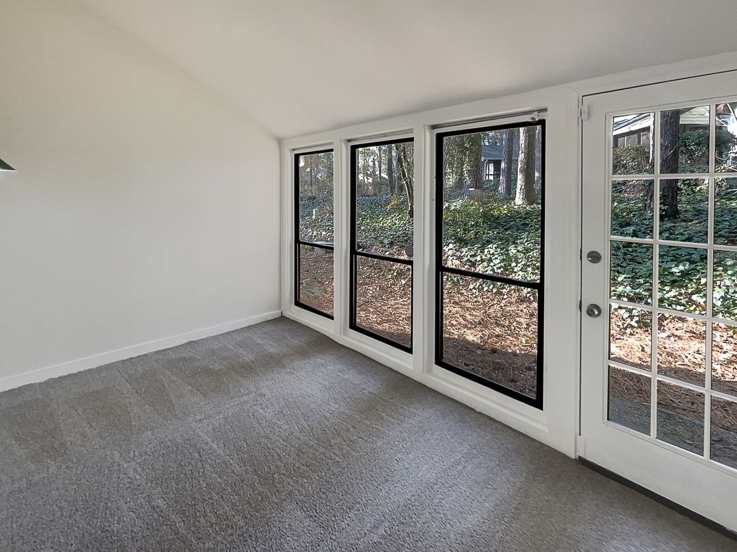 Photo 13 of 21 of 6090 Wintergreen Rd, Norcross, GA