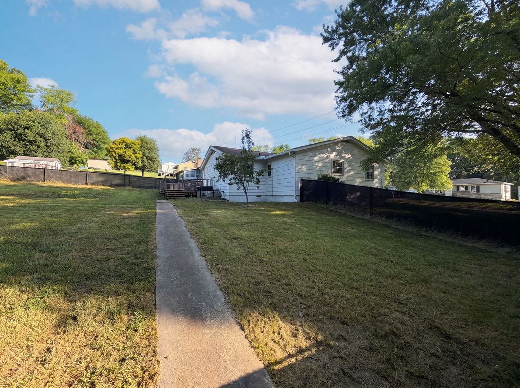 Photo 25 of 28 of 1017 Morrell Rd, Knoxville, TN